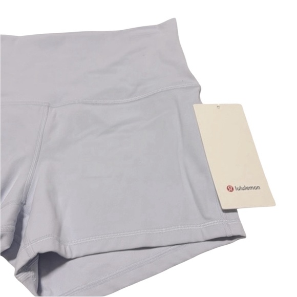 Lululemon NWT Align High Rise 4” - Picture 3 of 9